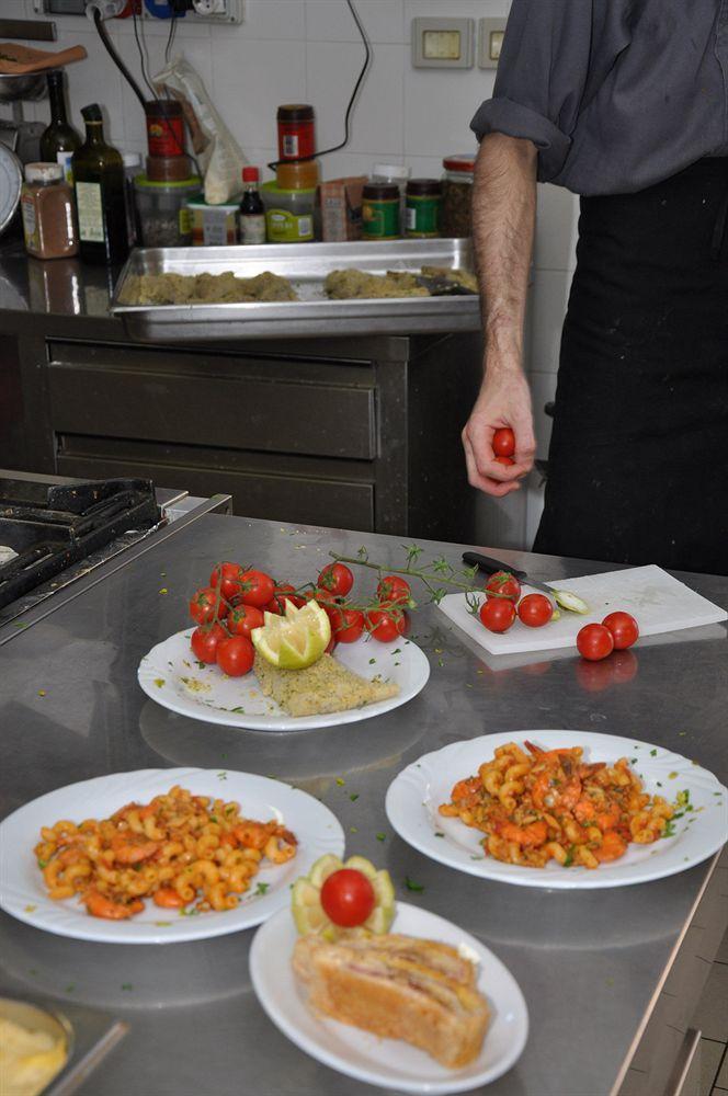 Hotel Teti Bellaria-Igea Marina Bagian luar foto