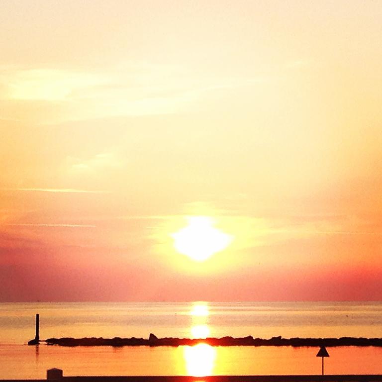 Hotel Teti Bellaria-Igea Marina Bagian luar foto