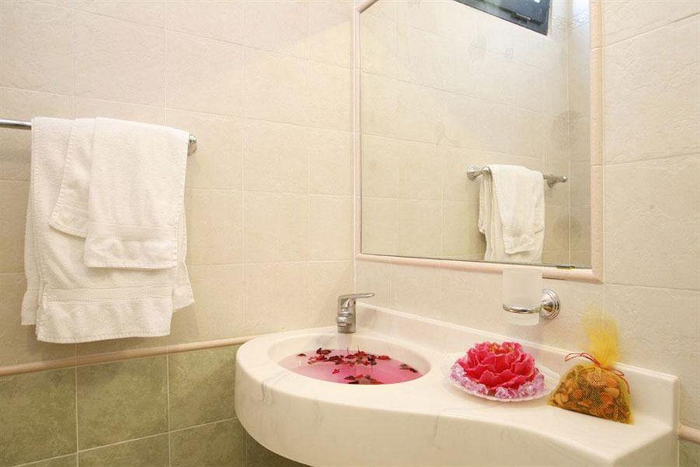 Hotel Teti Bellaria-Igea Marina Bagian luar foto