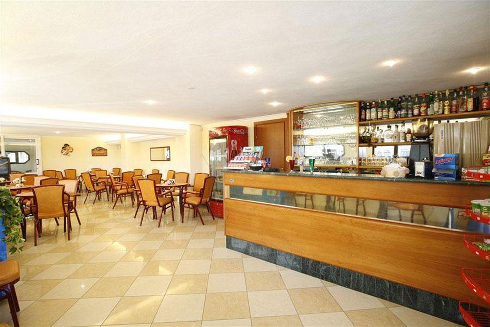 Hotel Teti Bellaria-Igea Marina Bagian luar foto